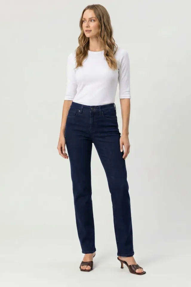 NYDJ Marilyn Straight Jeans Rinse Petite Dunkelblau