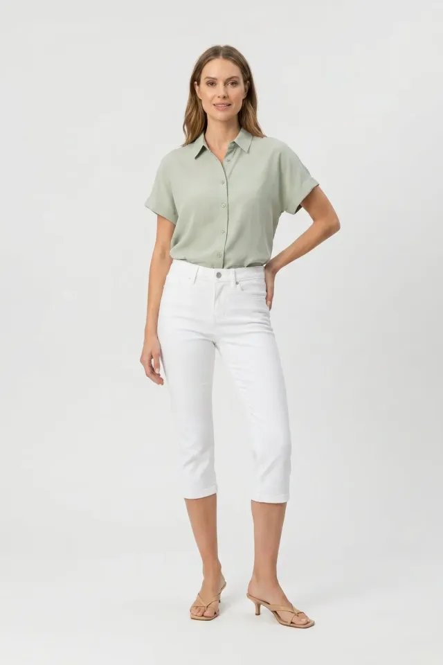 NYDJ Chloe Skinny Capri Optic White Petite Stretch
