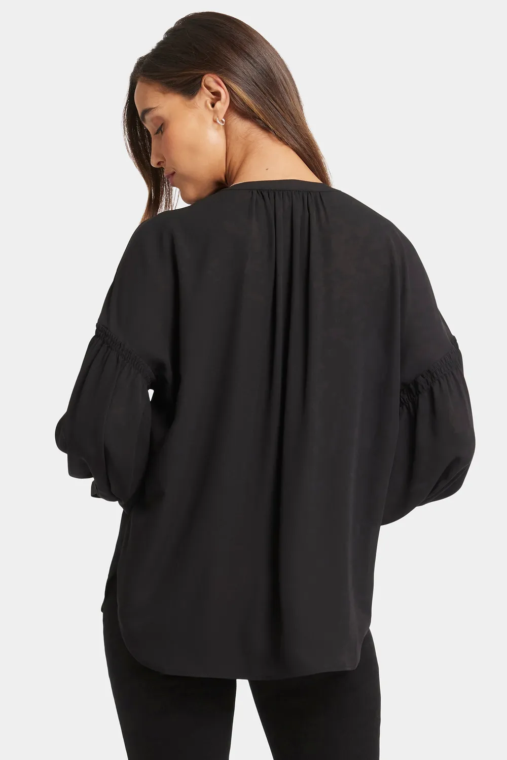 NYDJ Paulina Peasant Bluse Schwarz Knopfleiste