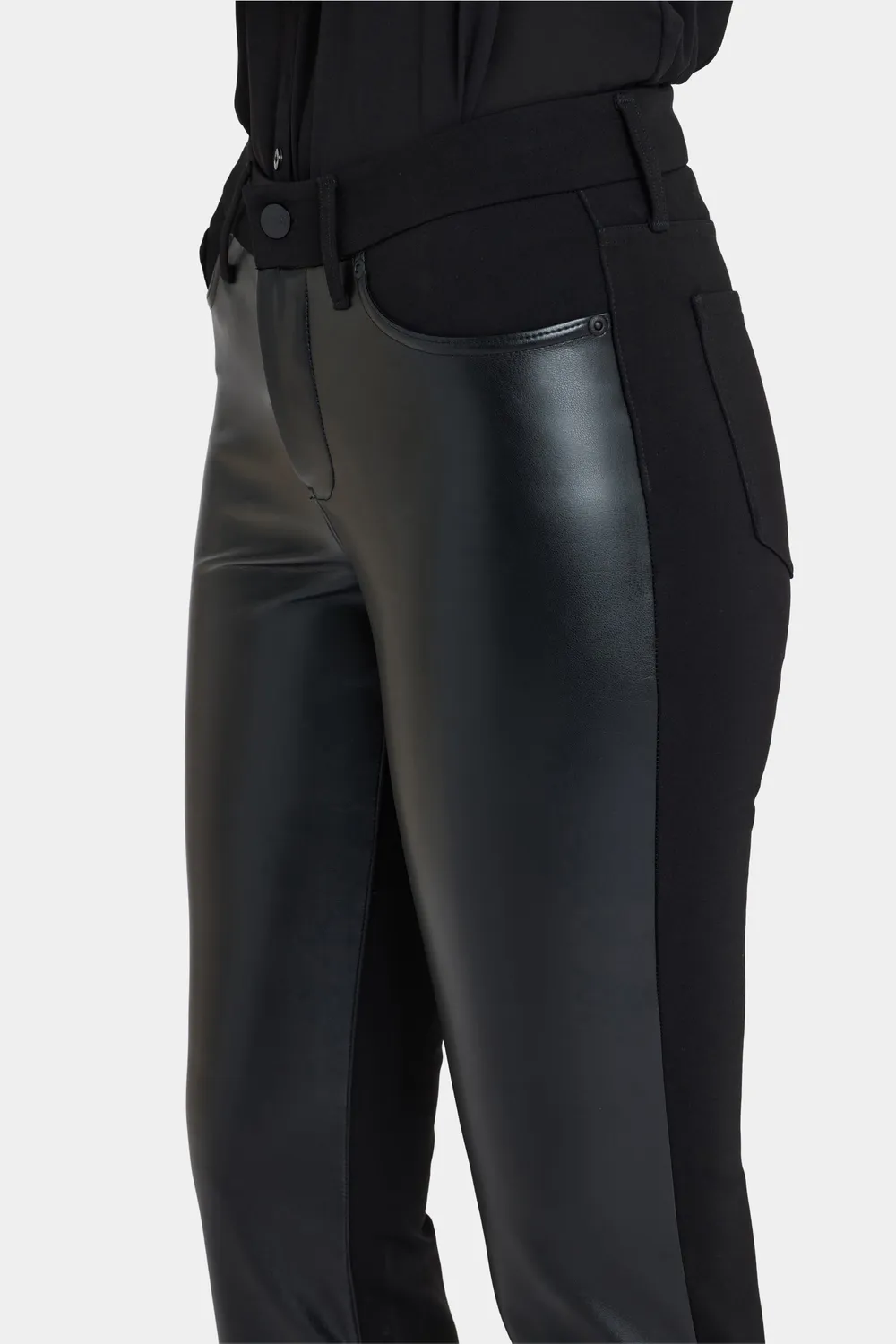 NYDJ Marilyn Straight Hose Schwarz Kunstleder