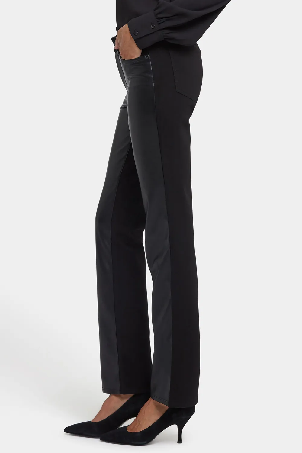 NYDJ Marilyn Straight Kunstleder Hose Petite Schwarz