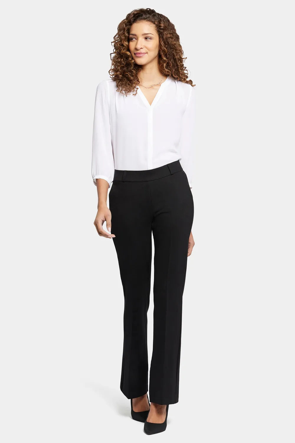 NYDJ Pull-On Flared Petite Hose Schwarz Ponte sculptend
