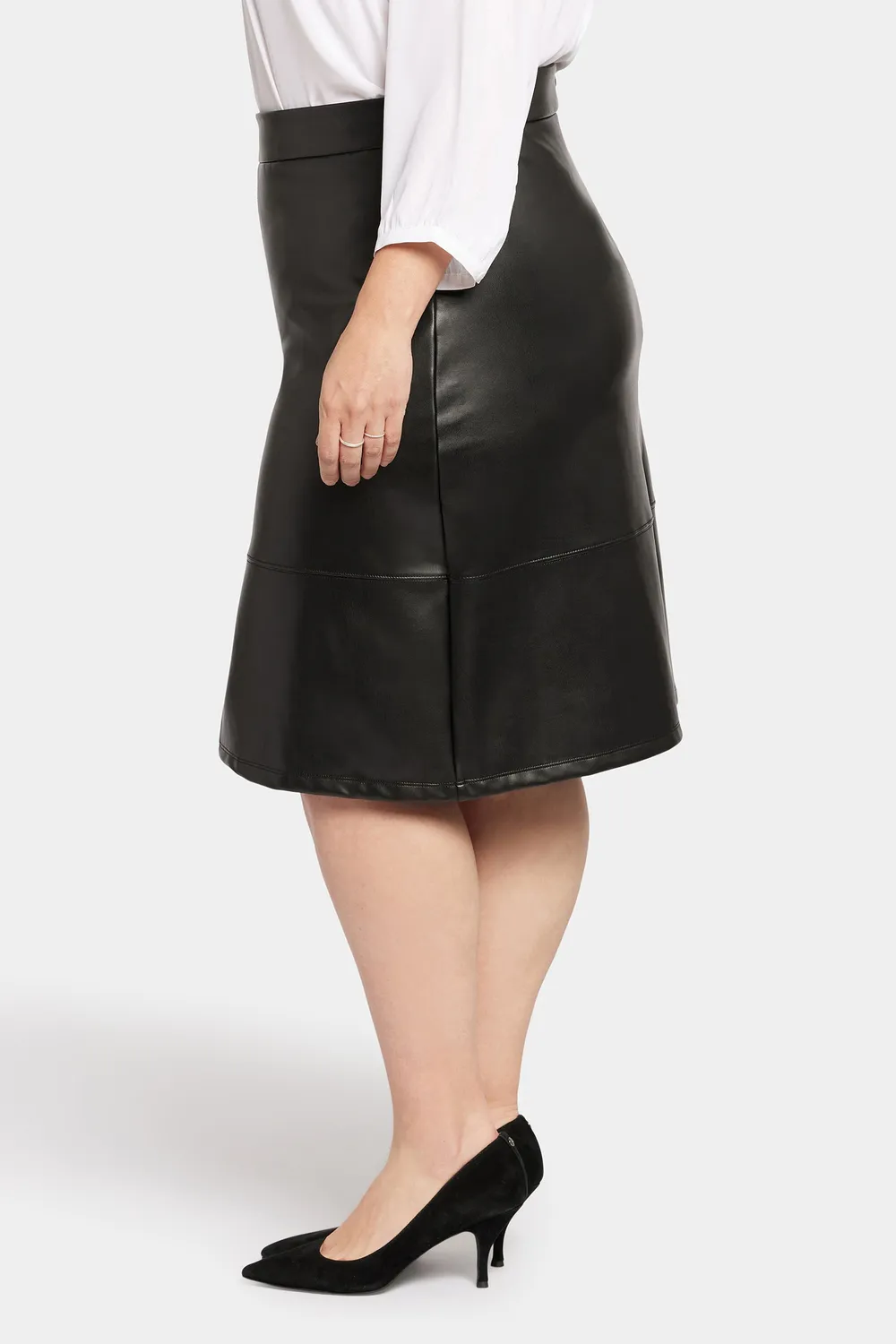 NYDJ Faux Leather A-Line Rock Schwarz Plus Size
