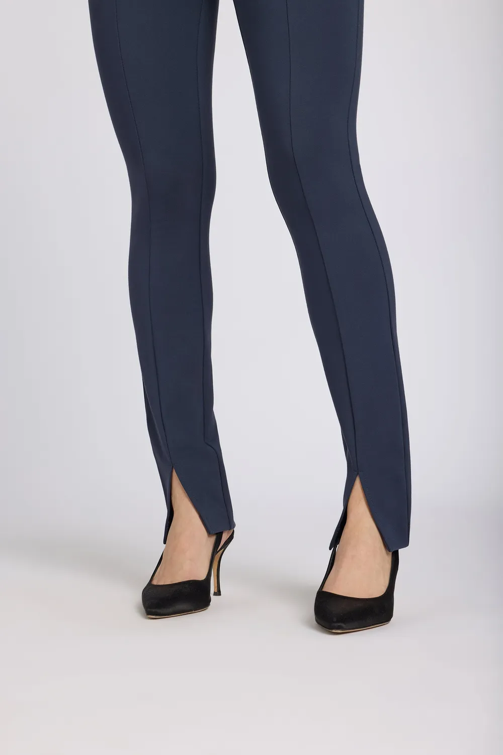 NYDJ Zelda Pull-On Hose Oxford Navy Slim