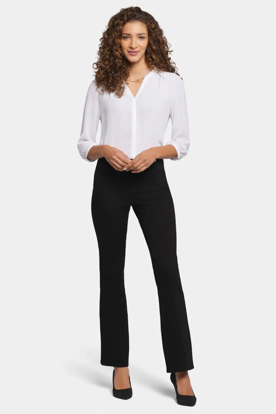 NYDJ Blake Slim Flared Jeans Petite Schwarz High-Rise