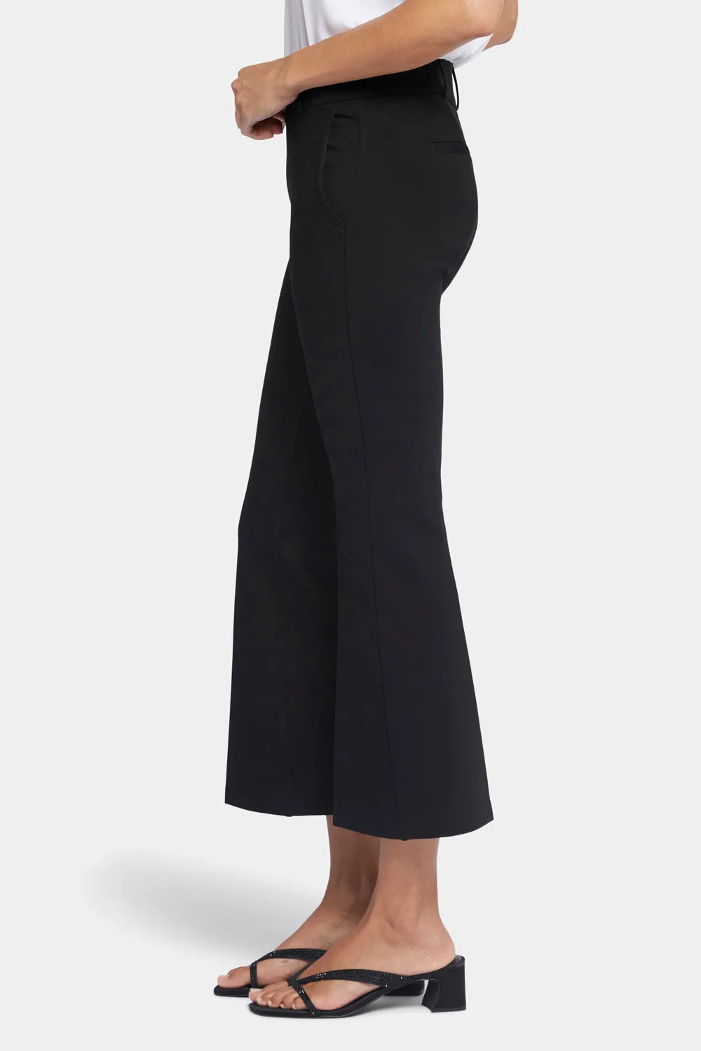 NYDJ Pull-On Flare-Stoffhose Schwarz Kompression