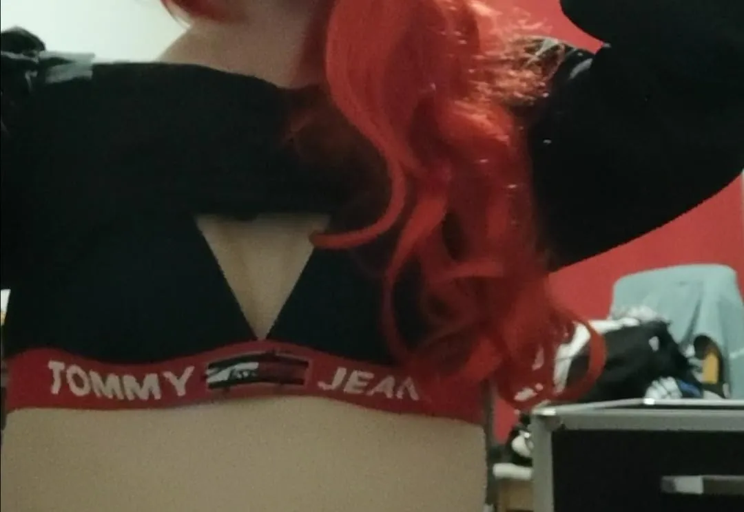 Tommy Jeans Triangle UW0UW02721 Bralette Schwarz ungefüttert