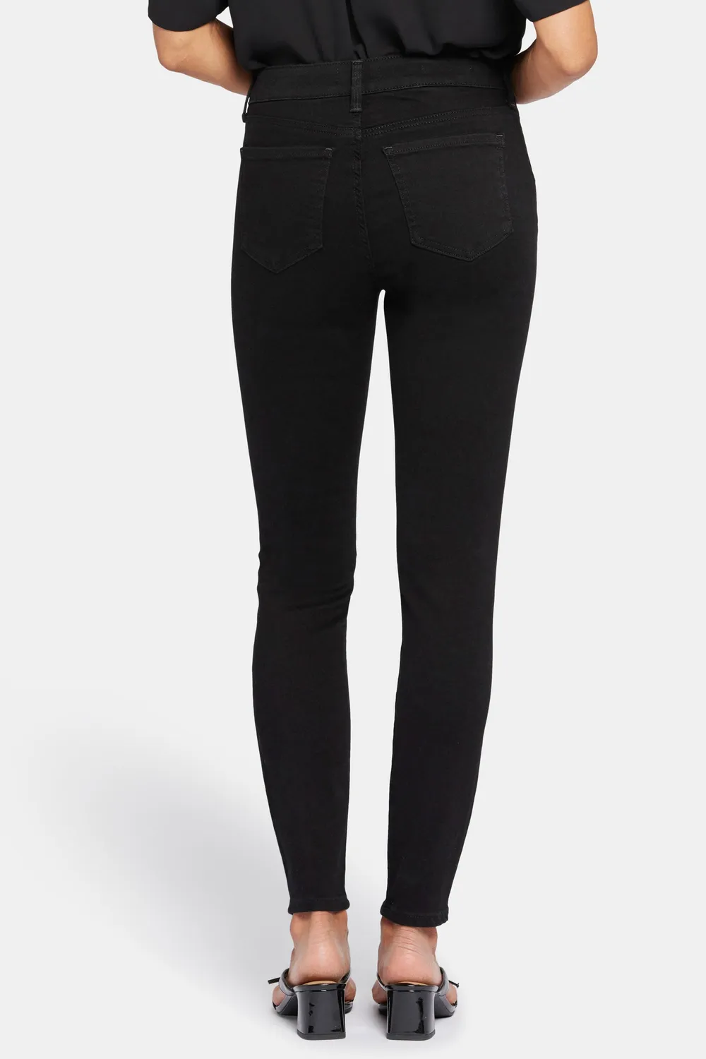 NYDJ Ami Skinny Petite Jeans Schwarz figurformend