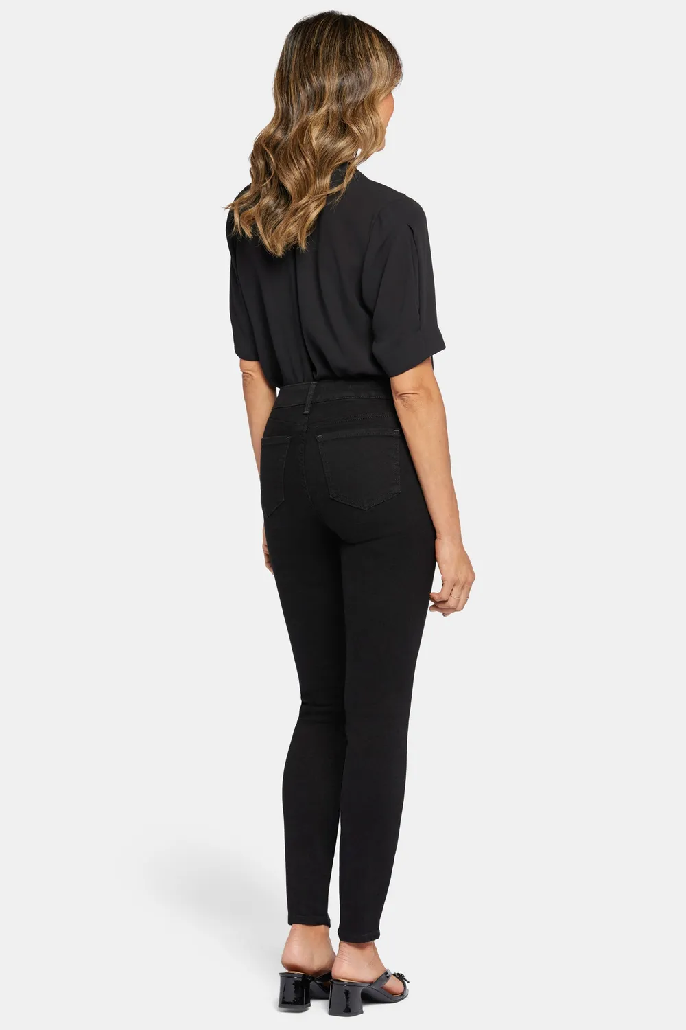 NYDJ Ami Skinny Petite Jeans Schwarz figurformend